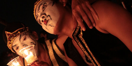 Desa Adat Kuta padamkan lampu sambut tahun baru | merdeka.com