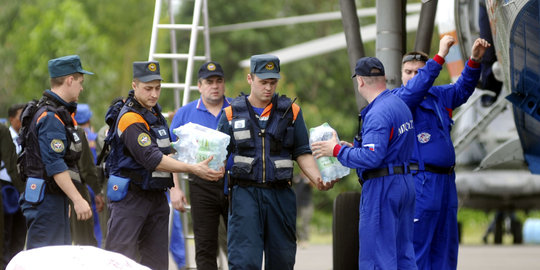 Bantu cari AirAsia, Rusia sesumbar bisa temukan black box