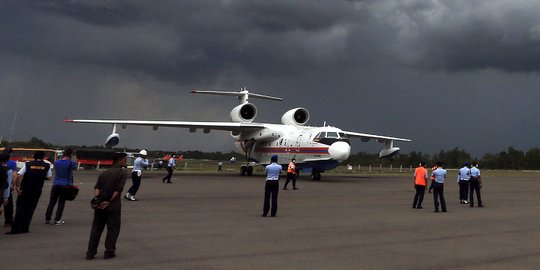 4 Jenazah AirAsia diterbangkan ke Surabaya, 2 pria dan 2 wanita