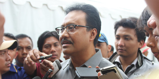 minta warga tak khawatir rev2
