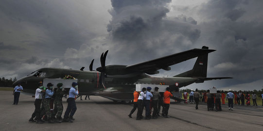 Panglima TNI ajak keluarga korban tinjau lokasi hilang AirAsia