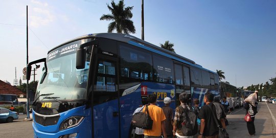 Ahok ingin hapus trayek APTB, ganti Transjakarta