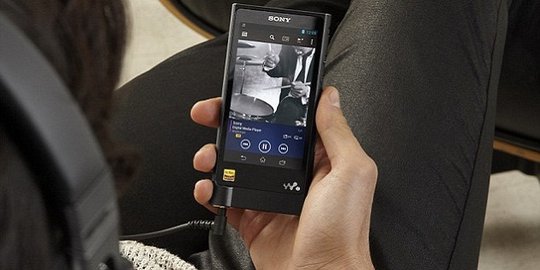 Sony hidupkan lagi gadget berumur 36 tahun di CES 2015