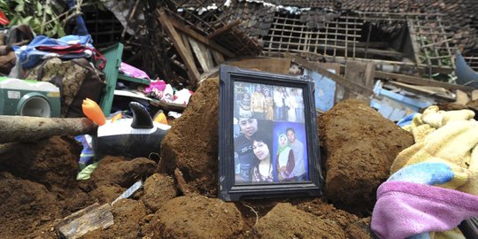 Warga Klaten kumpulkan dana Rp 80 juta untuk korban Banjarnegara