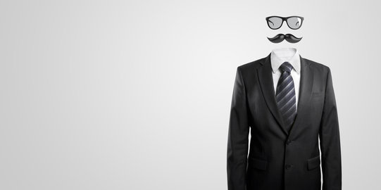 Tips menghilangkan kumis di atas bibir untuk wanita