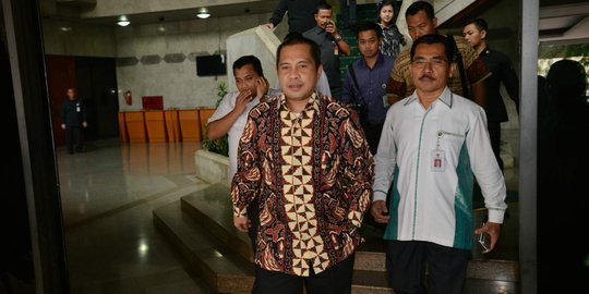 Menteri PDIP dan PKB rebutan dana desa Rp 20 triliun