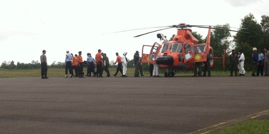 Siang ini dua jenazah penumpang AirAsia tiba di Pangkalanbun