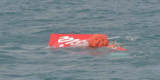 Ini kronologi lengkap pengangkatan ekor pesawat AirAsia QZ8501