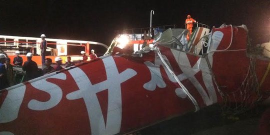 Gagal dipindah ke gudang penyimpanan, ekor AirAsia akan dipotong