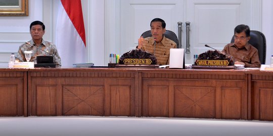 Presiden Jokowi pamer kebijakan jor-joran suntik dana ke BUMN