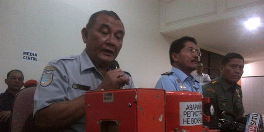 Besok, FDR AirAsia QZ8501 mulai di-download