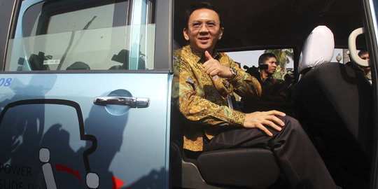 2015, Ahok genjot masalah transportasi dan jalanan di ibu kota