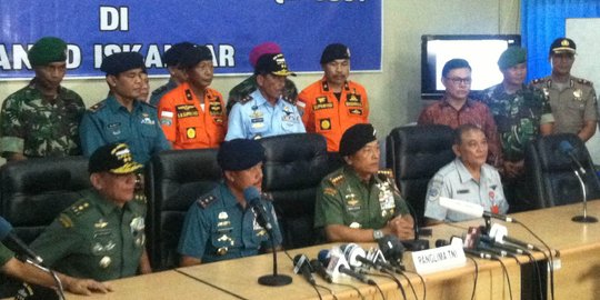 Panglima TNI tak perlu repot-repot urusi black box AirAsia