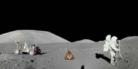 Jorok, astronot 'nyampah' 96 kantung kotoran manusia di bulan!