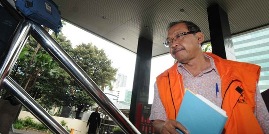 KPK periksa tersangka Antonio terkait kasus suap gas Bangkalan