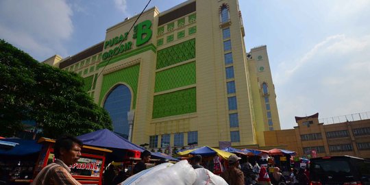 Djarot minta PD Pasar Jaya jangan cuma urusi Pasar Tanah Abang