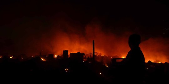 Gedung BPTP terbakar, 11 unit Damkar dikerahkan