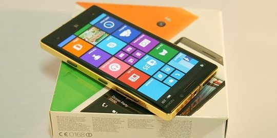 Ini dia Nokia Lumia termahal di dunia, berbalut emas 24 karat!