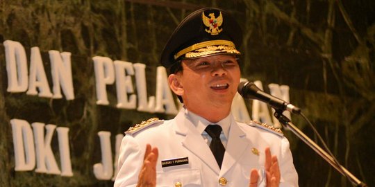 Mulai tahun 2017, Ahok larang mobil usia 10 tahun masuk Jakarta