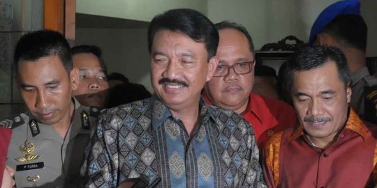 Hashtag #TolakBudiGunawan mulai ramaikan media sosial