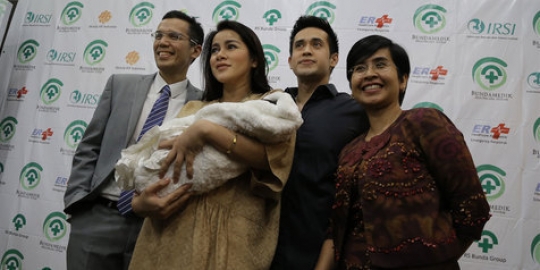 Aleena Naira Hana Hutapea, nama putri cantik Olla Ramlan