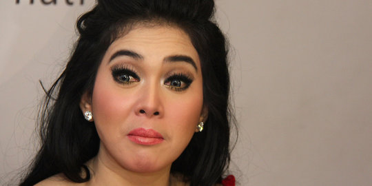 Syahrini ikut berduka cita atas meninggalnya Om Bob