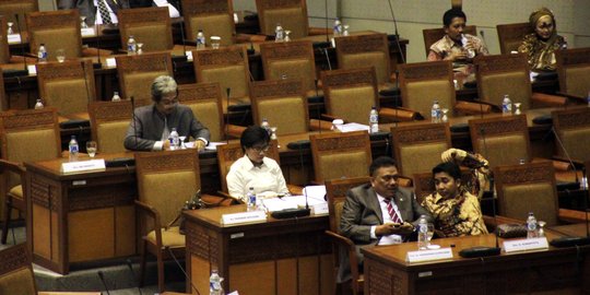 Paripurna pengesahan Perppu warisan SBY, 248 anggota DPR bolos