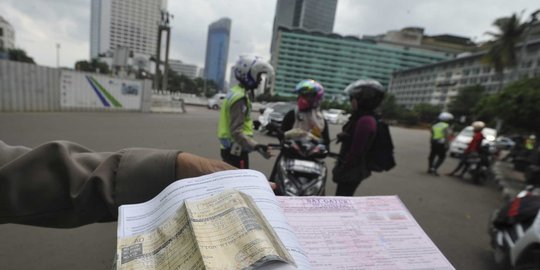 buat polisi jatuh rev1