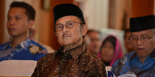 Habibie koleksi mobil mewah Mercedes Benz, ada yang Rp 6 miliar