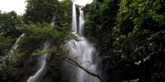 Eksotisme air terjun Sri Gethuk di Gunung Kidul