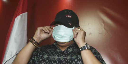 dan topi saat bertemu pdip rev2