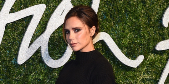 Ngidam aneh, Victoria Beckham hamil anak kelima?