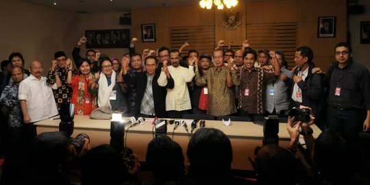 Bambang Widjojanto dilepas karena pimpinan KPK pasang badan
