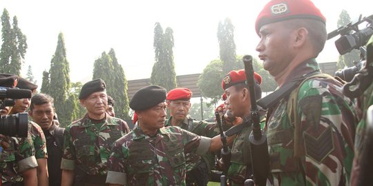tepat kirim kopassus amankan konflik kpk polri rev7