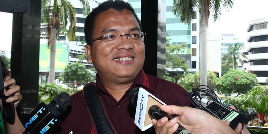 Denny Indrayana dkk gugat kewenangan DPR setujui calon Kapolri ke MK
