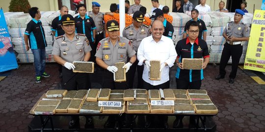 Polda Sumut gagalkan pengiriman ganja 4,2 ton