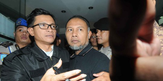 KPK tak biarkan Bambang Widjojanto berjuang sendiri