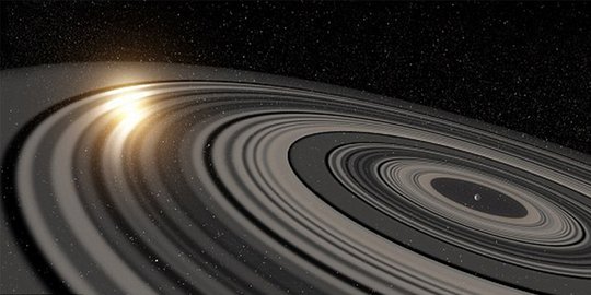 Planet ini punya cincin 200 kali lebih besar dari milik Saturnus!