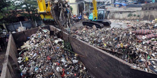 Ahok kagum lihat mesin kelola sampah berbahan bakar batu bara