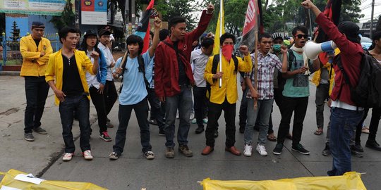 100 Hari pemerintahan Jokowi-JK, mahasiswa gelar yasinan