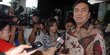 Politik zig zag Effendi Simbolon serang Jokowi
