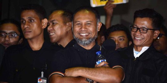 Kubu Bambang Widjojanto adukan penyidik Bareskrim ke Ombudsman