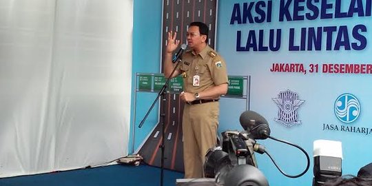 Belum ada satu bulan kerja, 2 PNS DKI bermasalah dipecat Ahok