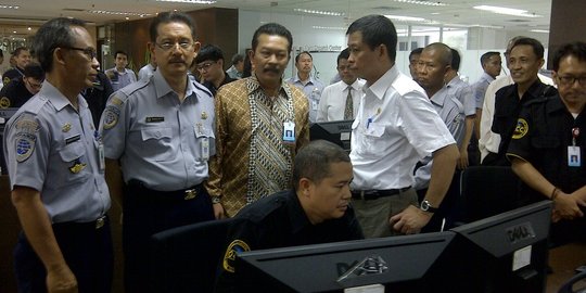 5 Cerita ngototnya Menteri Jonan