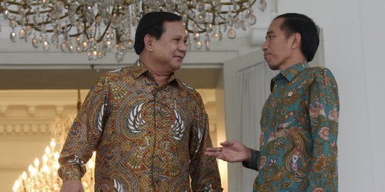 Bertemu di Istana Bogor, Jokowi dan Prabowo singgung KPK vs Polri