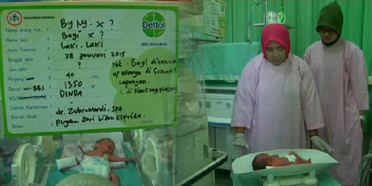 Bayi laki-laki ditemukan terbungkus kantong plastik