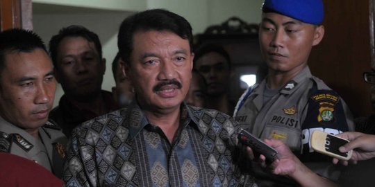 Denny Indrayana: Hakim praperadilan BG sudah 8 kali dilaporkan ke KY