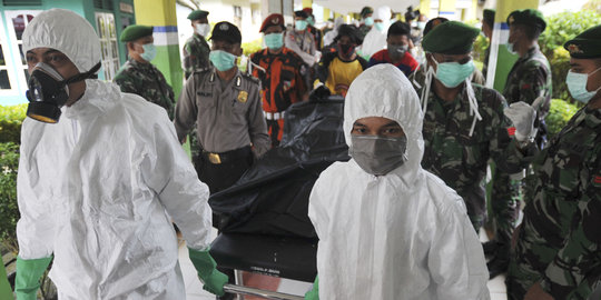 Kondisi rusak, 12 bagian tubuh AirAsia sulit dikenali
