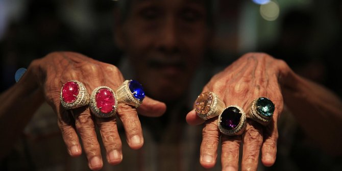 Batu akik dorong kinerja ekspor perhiasan melonjak dua 