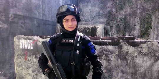 Mengintip Bripda Nina Octoviana, anggota Brimob cantik di Aceh